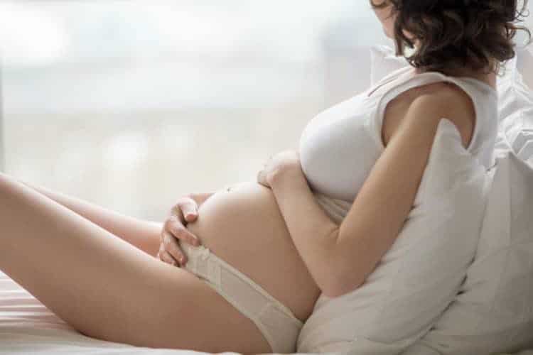 thủ dâm trong thời kỳ đang mang thai còn giúp nữ giới sản sinh hormone oxytocin