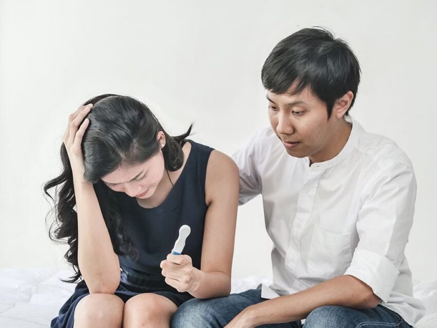 Các cặp đôi nên bình tĩnh tìm cách giải quyết