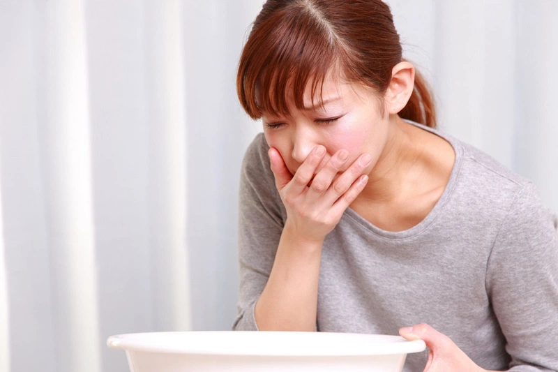đau đầu buồn nôn