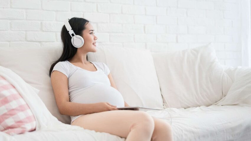 Có Kinh Đều Hàng Tháng Nhưng Vẫn Có Thai: Thông Tin, Nguyên Nhân, Cách Phân Biệt và Dấu Hiệu Nhận Biết 1 có kinh đều hàng tháng nhưng vẫn có thai