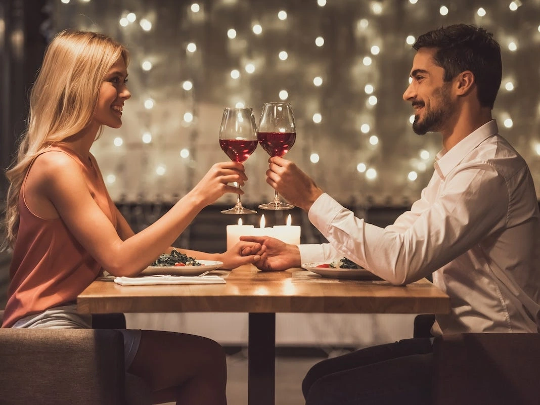 một buổi hẹn hò bí mật