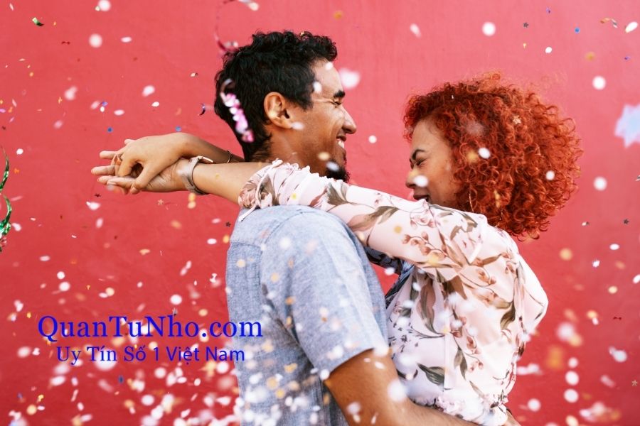 Quan hệ ngày đèn đỏ