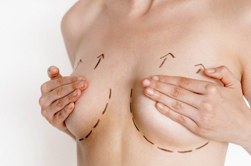 bóp ngực nhiều có sao không