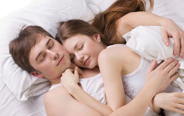 bị gãy xương có nên quan hệ không