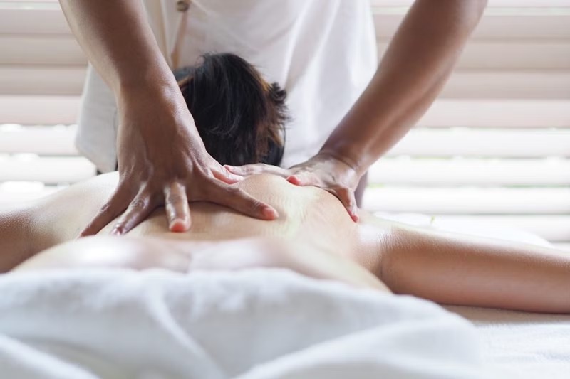 Biến Phòng Ngủ Thành Spa Riêng