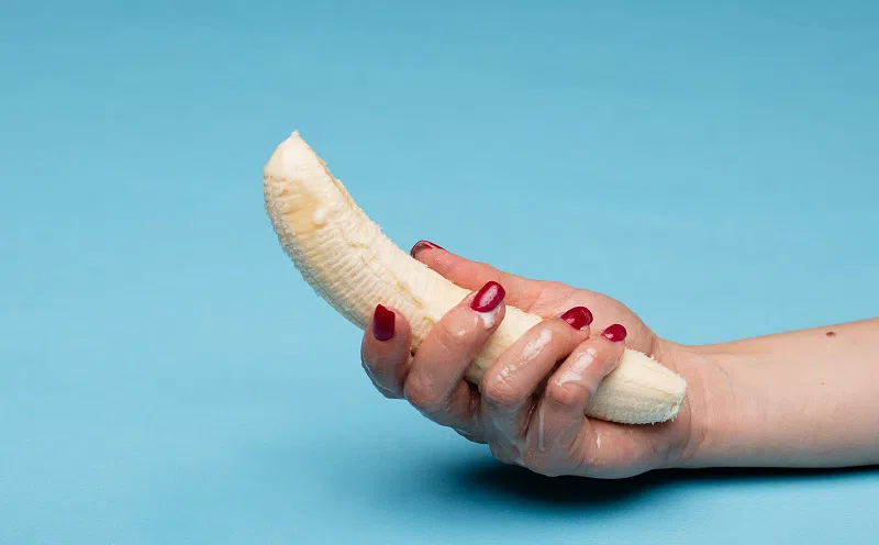 Quan hệ bằng tay có nguy hiểm không: Phân tích Rủi ro, Lợi ích và Cách an toàn 7 ky thuat ket hop su dung tay