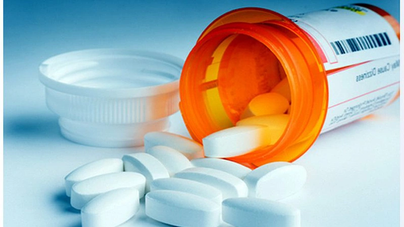 Nuốt Tinh Trùng Có Bị Lây HIV Không: Thông tin, Cơ chế, Yếu tố Rủi ro và Biện pháp Phòng ngừa 3 điều trị arv