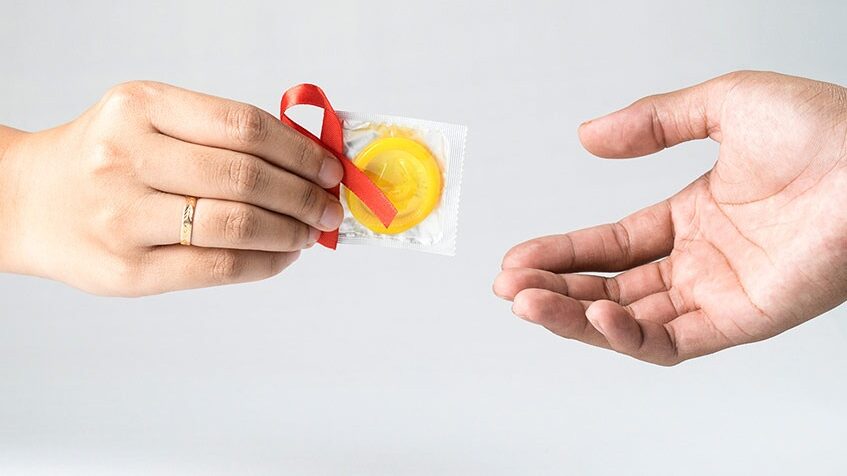 Quan hệ tình dục an toàn
