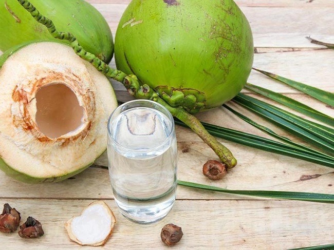 tác dụng của nước dừa với phụ nữ