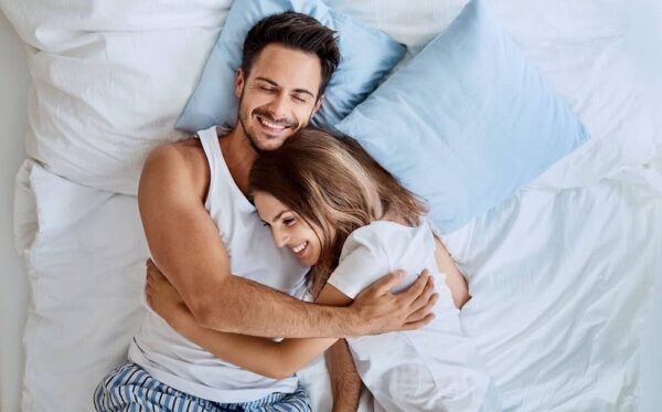 quan hệ ngoài quần áo có thai không