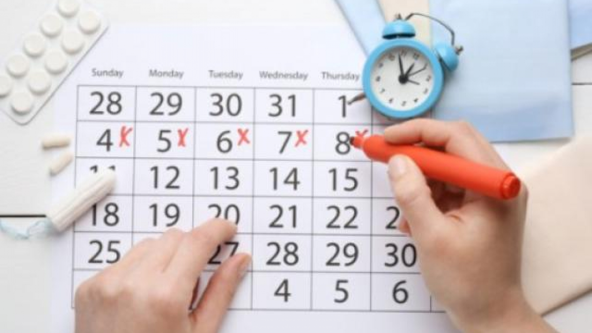 Chu kỳ kinh 30 ngày thì rụng trứng ngày nào